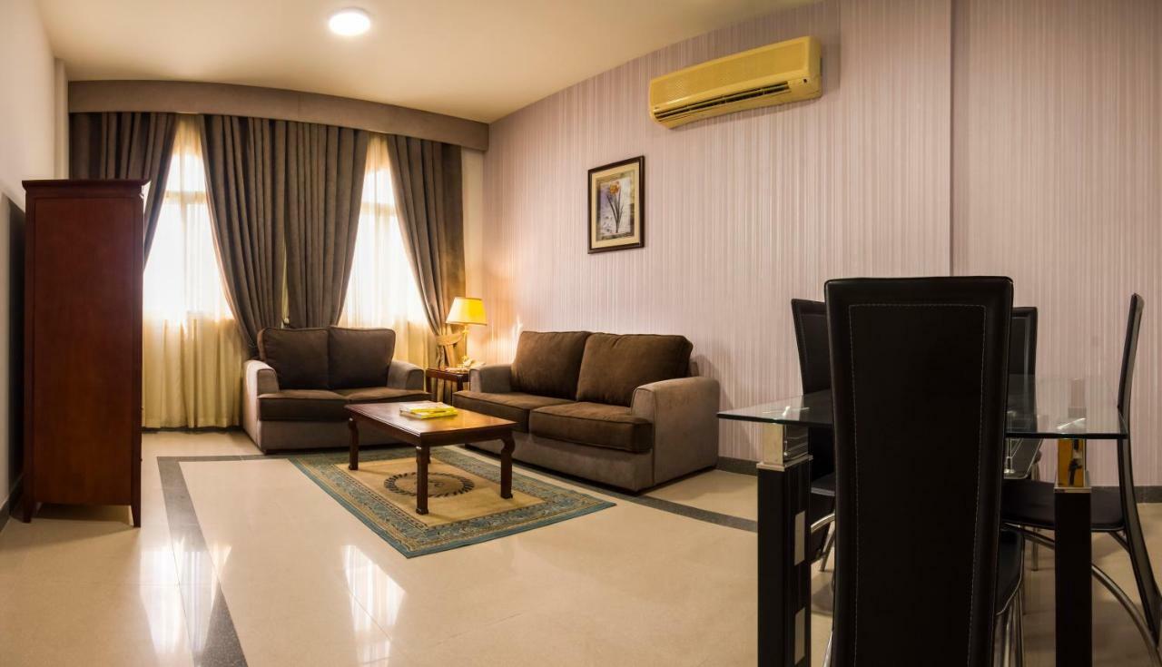 Safeer Plaza Hotel Muscat Ngoại thất bức ảnh